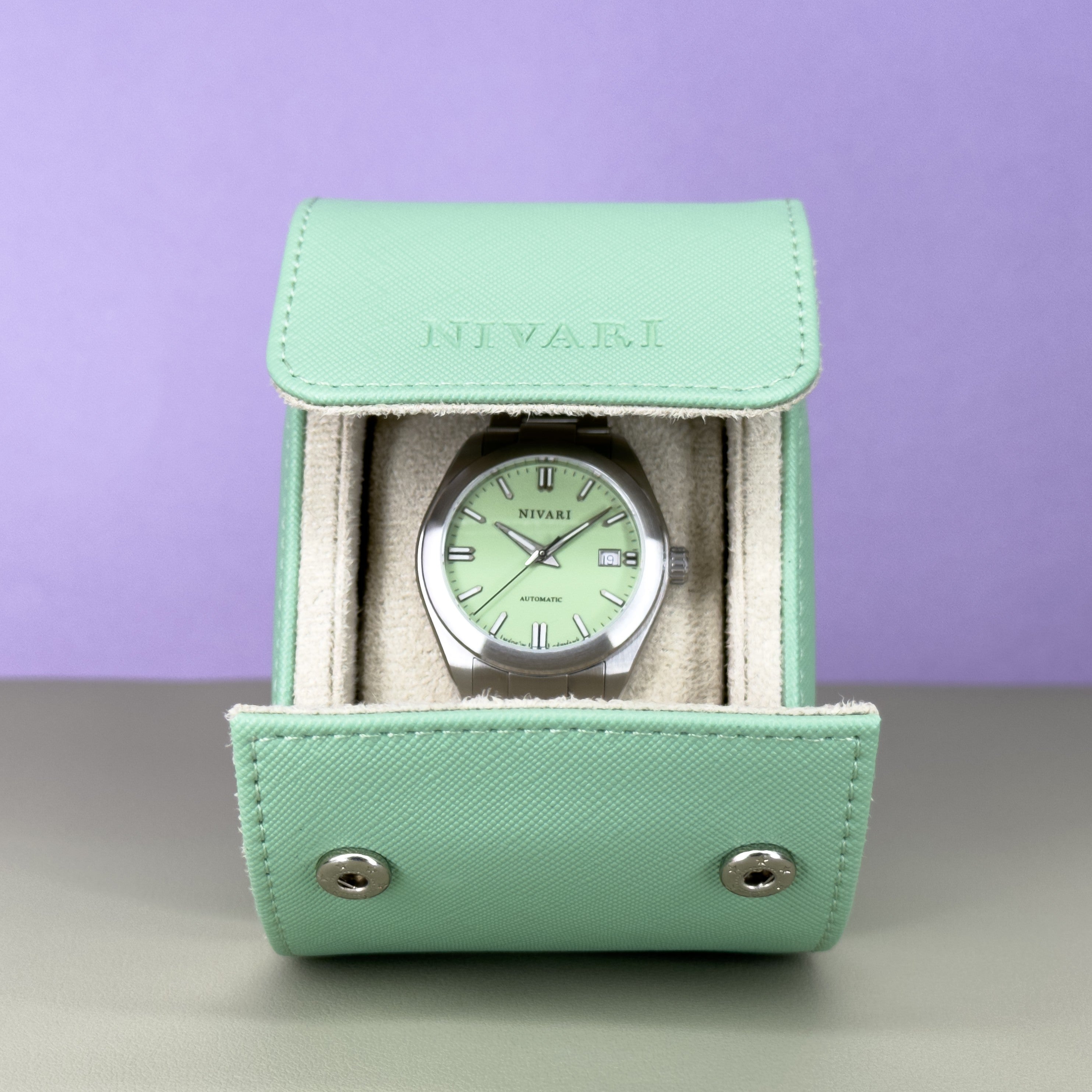 NIVARI Travel Case | Watchroll Pistachio